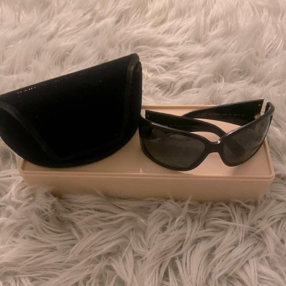Marc by Marc Jacobs black sunglasses